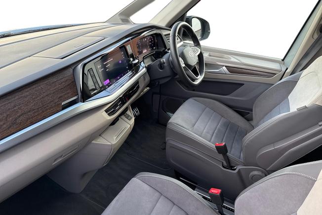 VOLKSWAGEN Multivan Photo 2