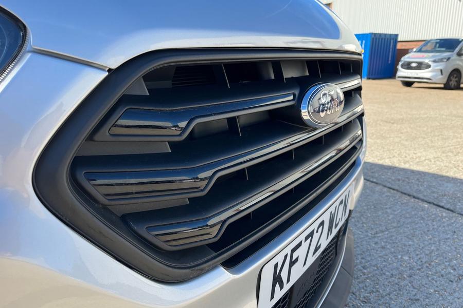 Ford TRANSIT CUSTOM Photo autoimg-ddc9e1c3c1751cc6b4aae7cc04e4aa11a1b6e9d7.jpg