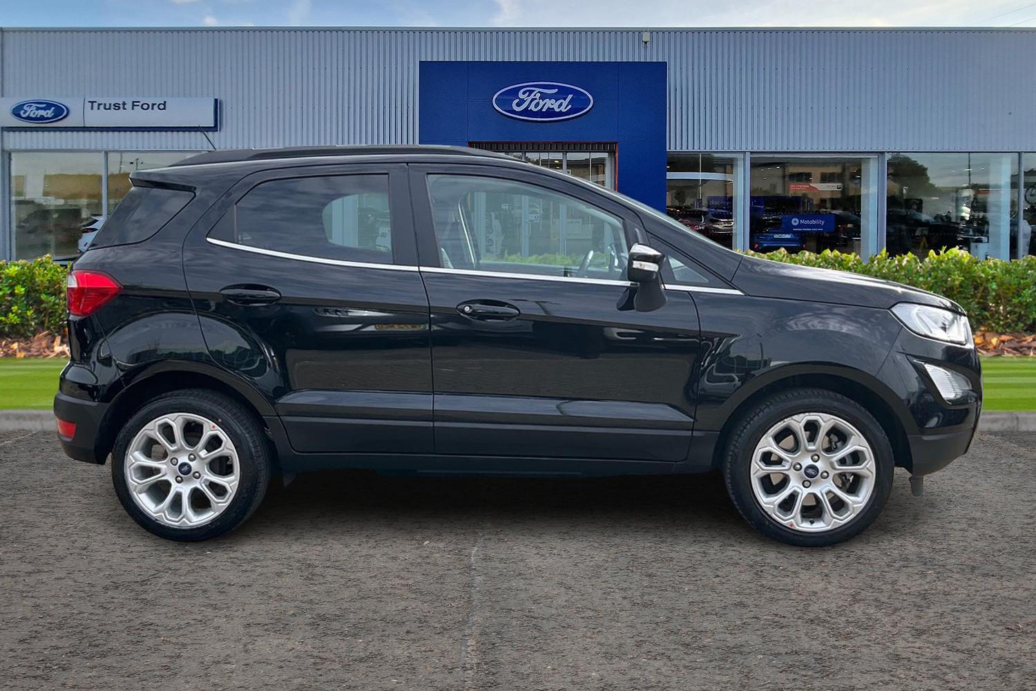 Ford EcoSport Photo 2