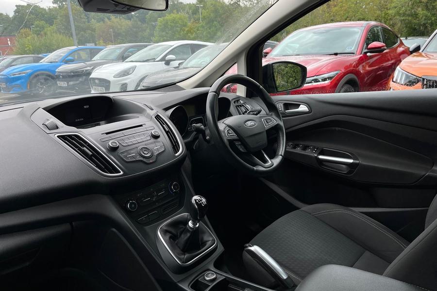 Ford C Max Photo autoimg-ddcbcbe775c1677f3b29f466032bcbcb06a79742.jpg