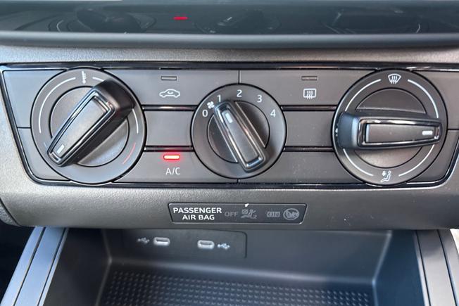 SEAT Arona Photo 24