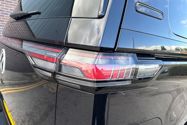 Volkswagen ID. Buzz Photo 18