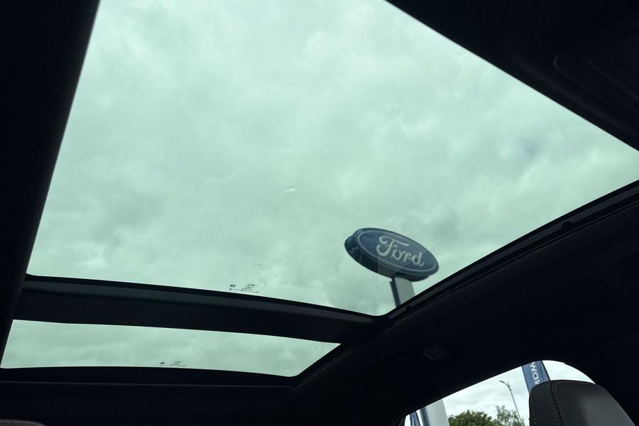 Ford KUGA Photo autoimg-ddd123d437aa072cf0614c172de98af90078ad1d.jpg