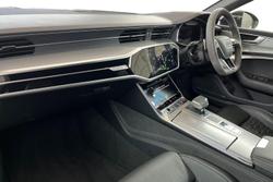 AUDI Rs6 Avant Photo 2