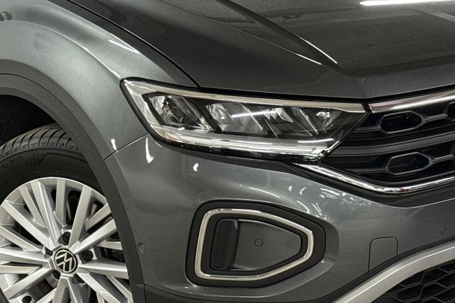 VOLKSWAGEN T-Roc Photo 19