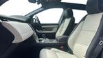 Land Rover Discovery Sport Photo 2