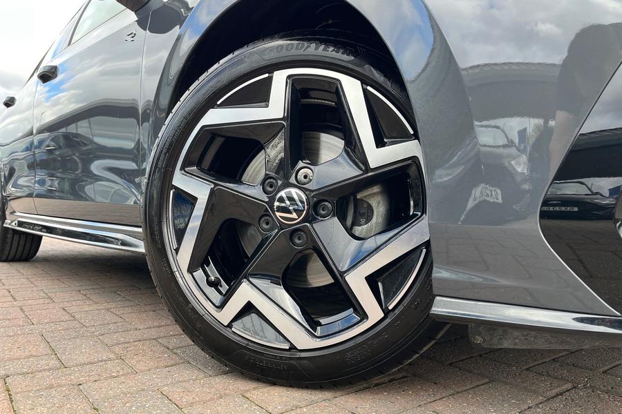 Volkswagen Golf Photo autoimg-ddd4195ce2fed7cc54fed4617216329c910c0975.jpg