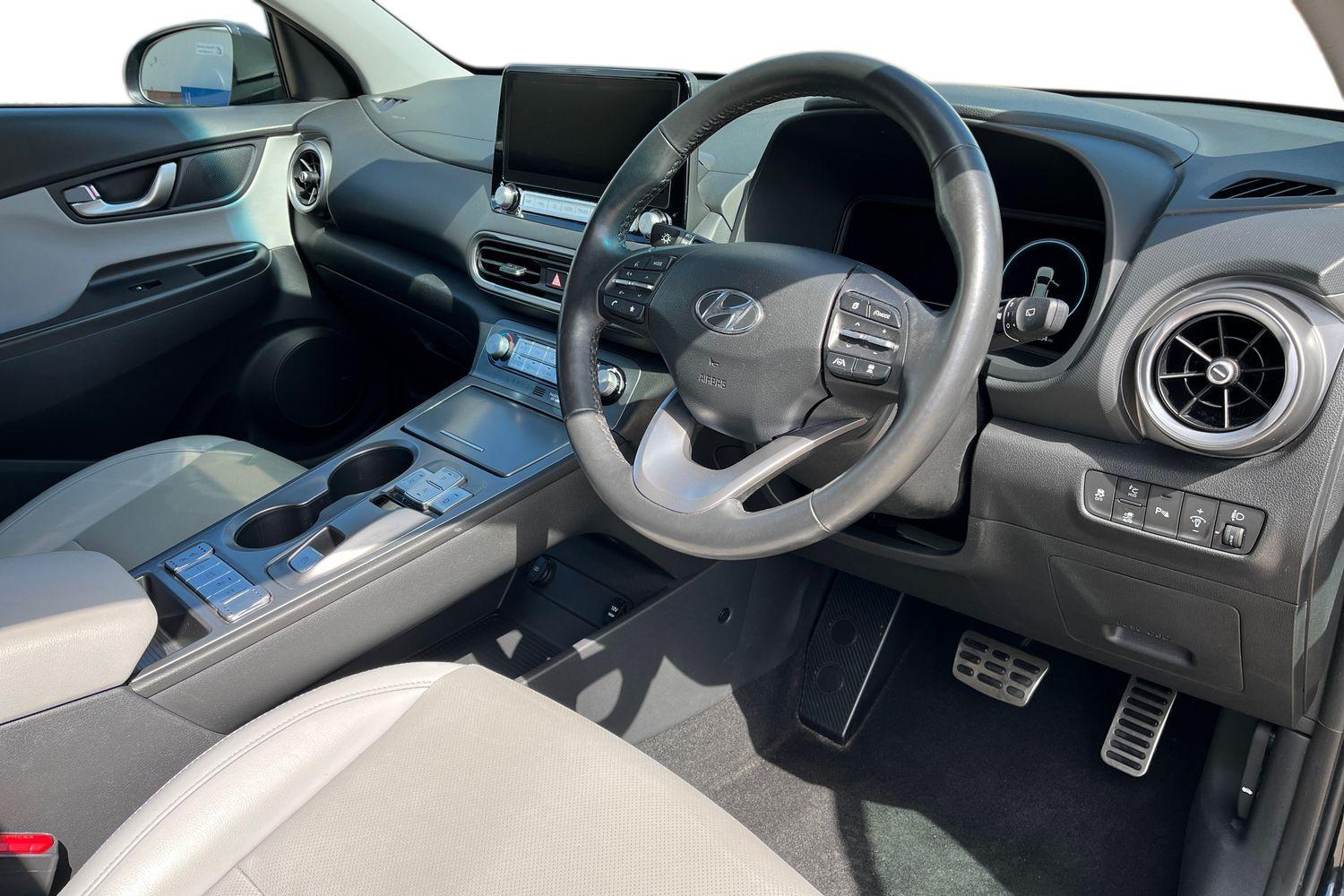 Hyundai KONA Photo 8