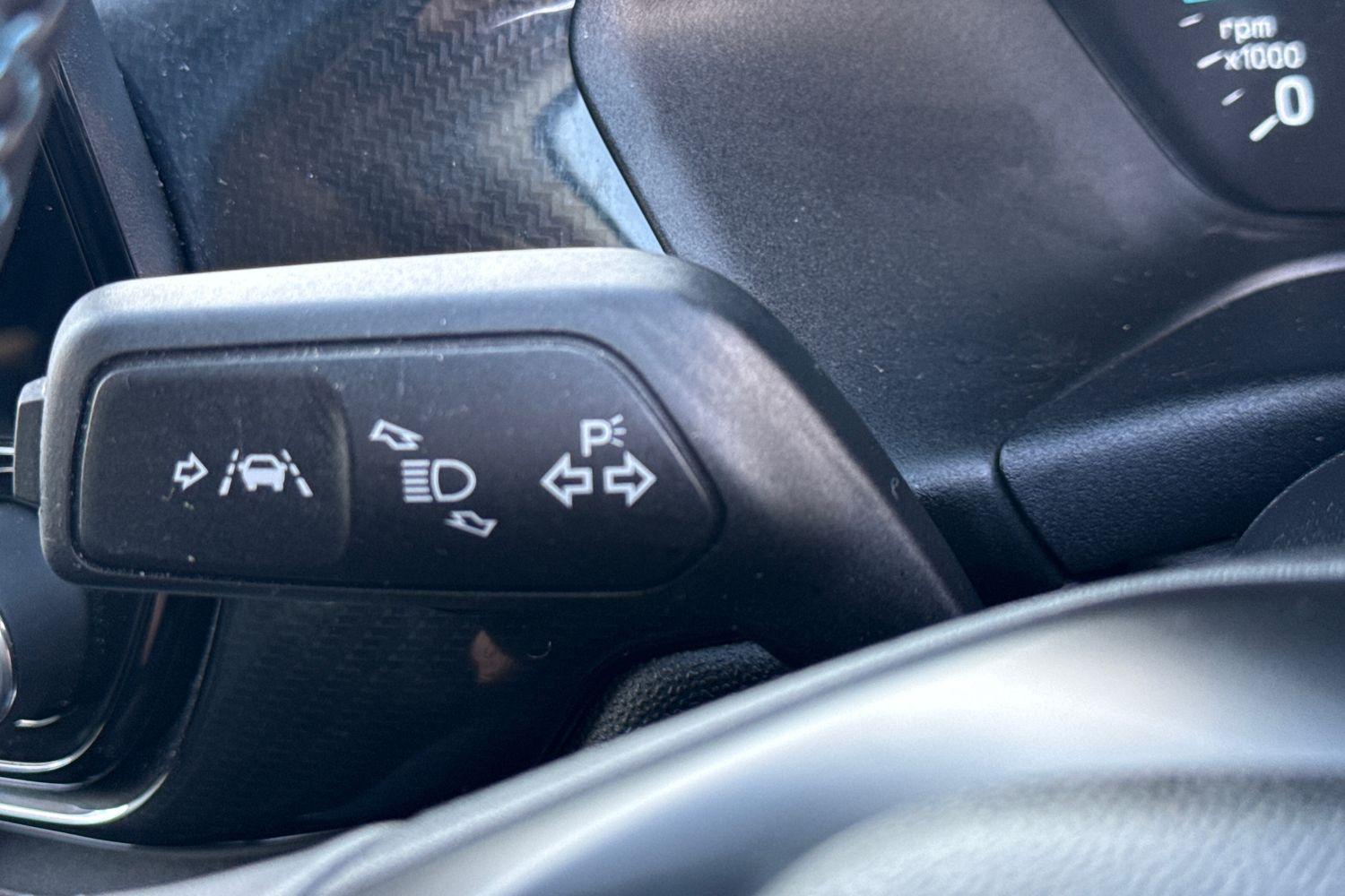 Ford Fiesta Photo 13