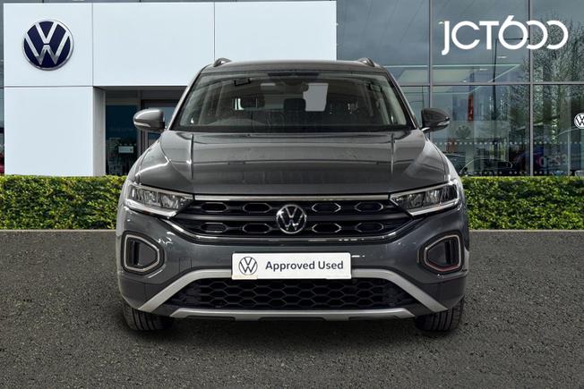 VOLKSWAGEN T-Roc Photo 8