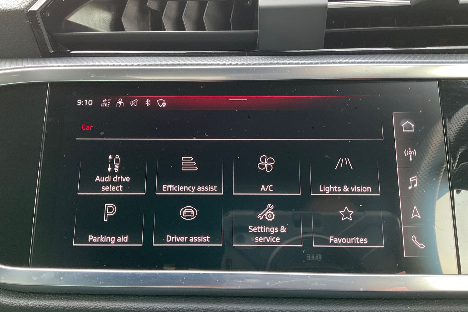 Audi Q3 Photo 26
