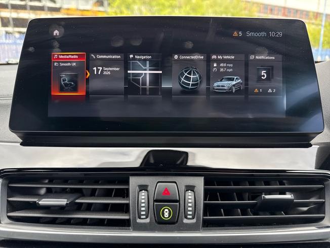 BMW X2 Photo 13