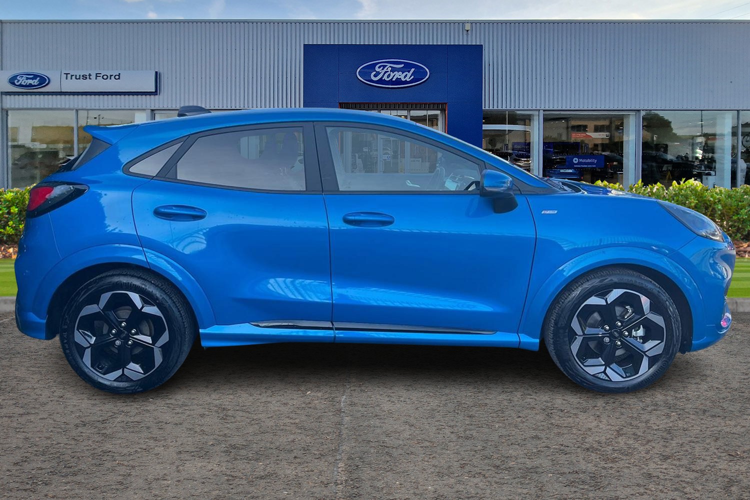Ford PUMA Photo 2