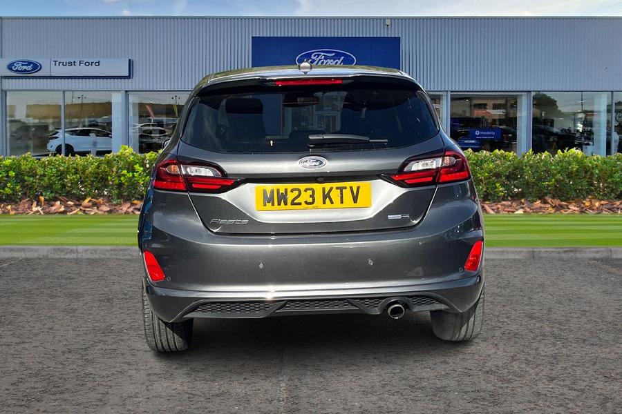Ford Fiesta Photo autoimg-dde9a6af03adf0ee2a168c465b96c2835da5b3fd.jpg