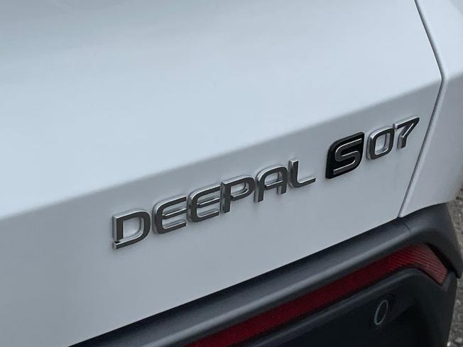 CHANGAN Deepal S07 Photo 25