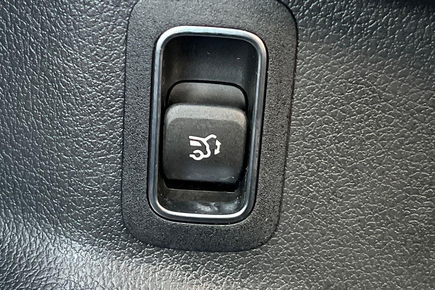 Mercedes-Benz GLA Photo 25