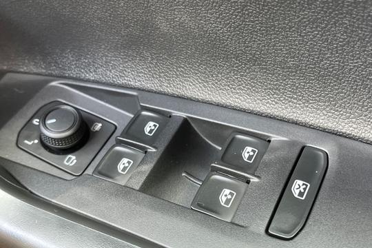Volkswagen Polo Photo autoimg-ddf627c33cac5c79bc85e524ddab3dc8e97e1499.jpg