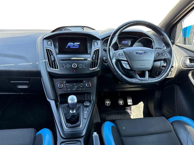 FORD Focus Photo 11