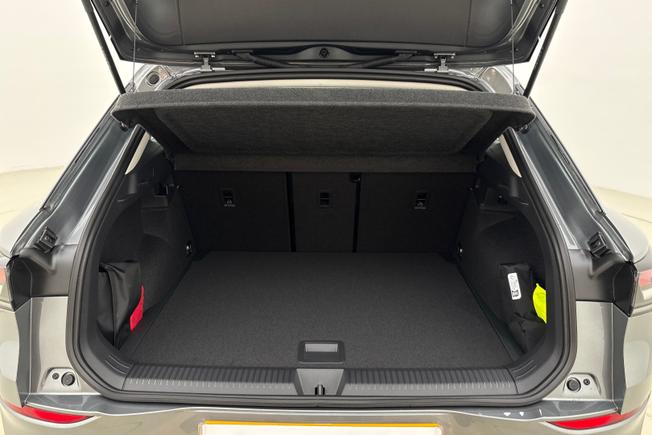 VOLKSWAGEN T-Roc Photo 12