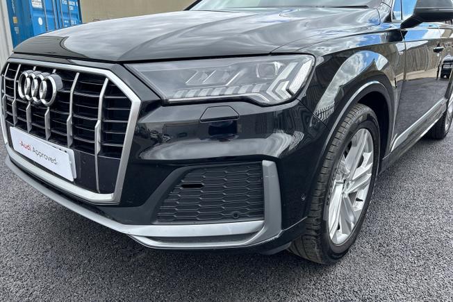 Audi Q7 Photo 30