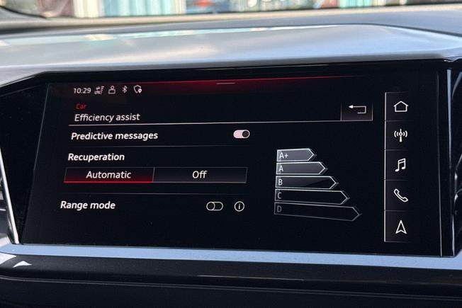 AUDI Q4 E-Tron Photo 32