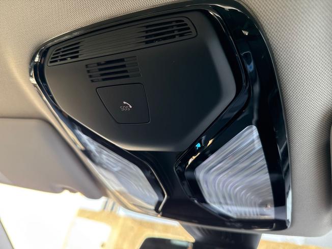 BMW I4 Photo 22