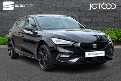 2026 SEAT Leon 1.5 eTSI MHEV FR Black Edition Hatchback 5dr Petrol Hybrid DSG Euro 6 (s/s) (115 ps) at JCT600