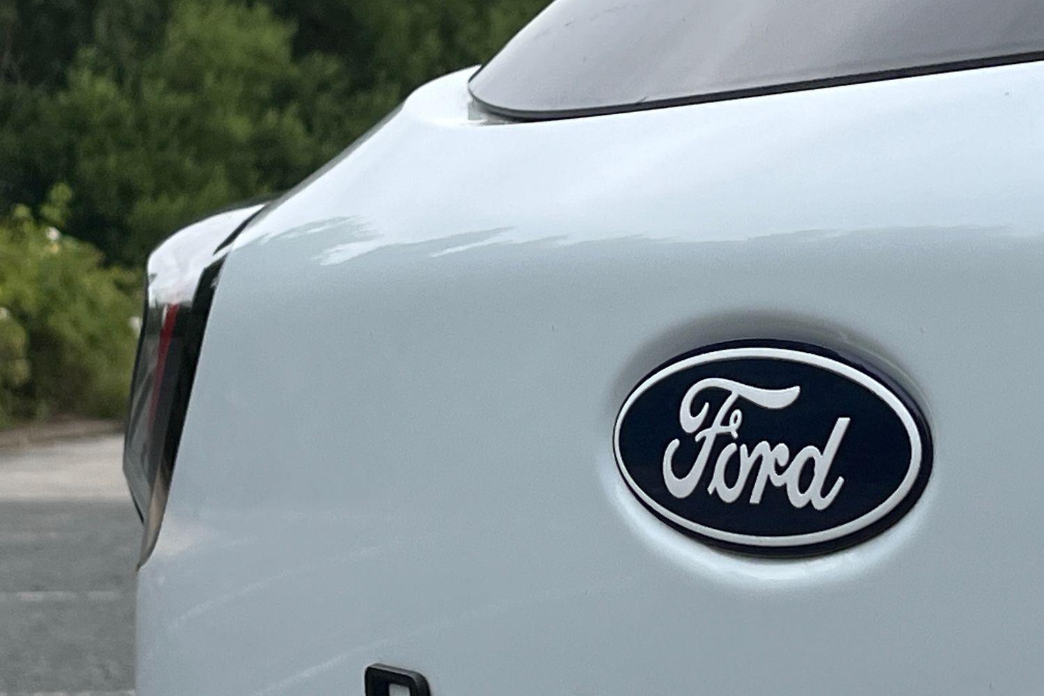 Ford PUMA Photo 39