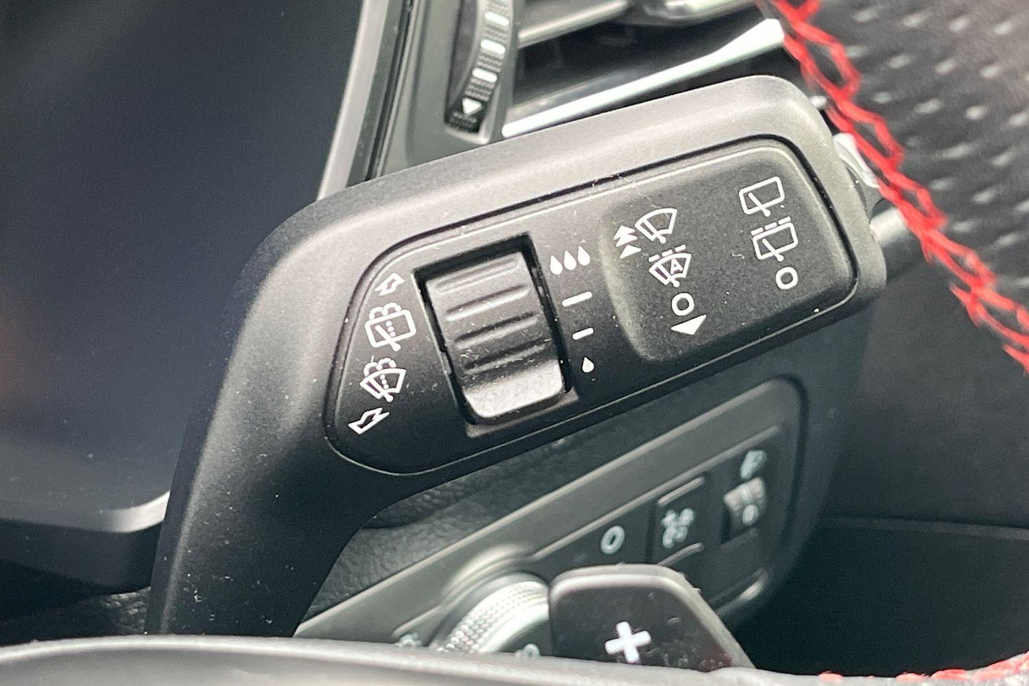 Ford KUGA Photo 14