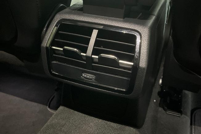 AUDI Q3 Photo 29