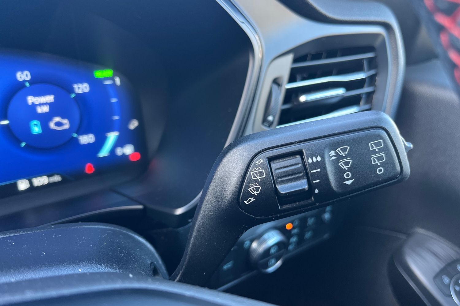 Ford Kuga Photo 14