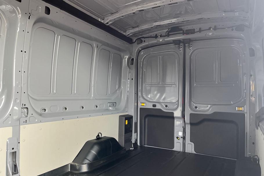 Used Ford E-TRANSIT YP75HFB 4