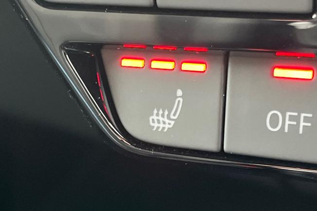 AUDI Q4 e-tron Photo 25