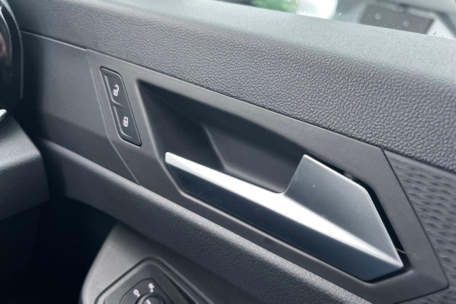 Used FORD TRANSIT CONNECT WV75YOP 24