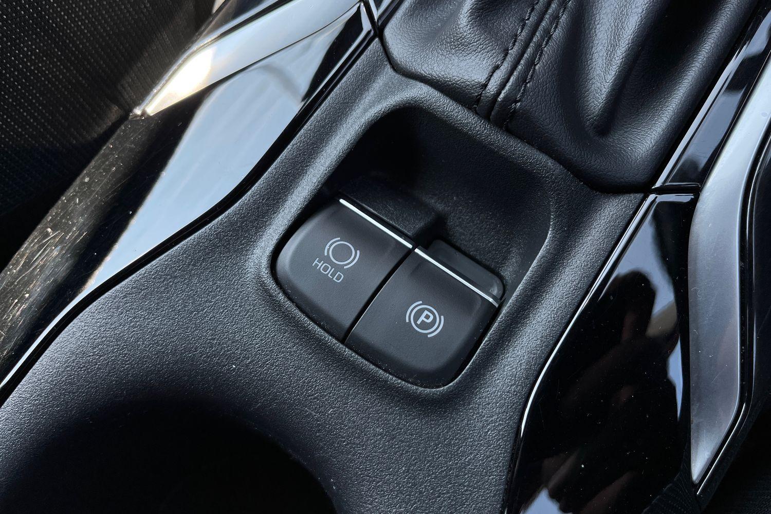 Suzuki Swace Photo 32