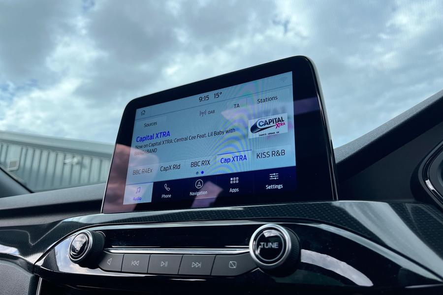 Ford Kuga Photo autoimg-de20e2756a6c620b846af763d1a23633c9d625fa.jpg
