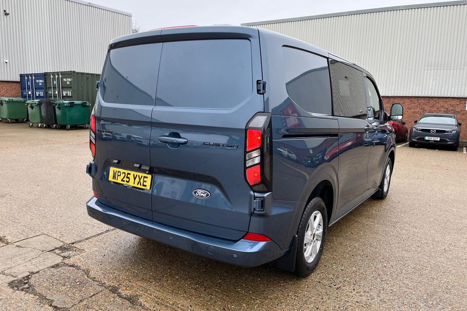 Used Ford TRANSIT CUSTOM 23