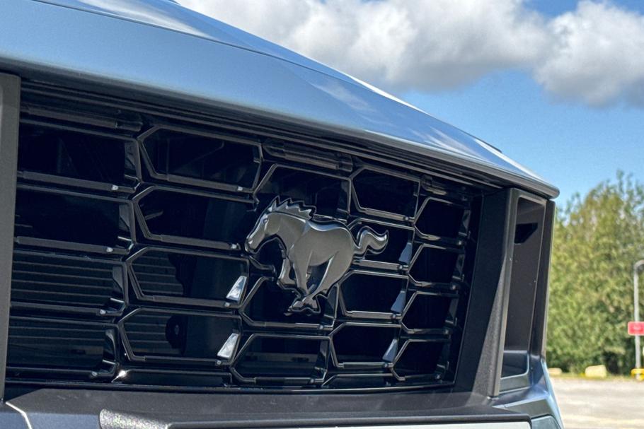 Used Ford MUSTANG 39