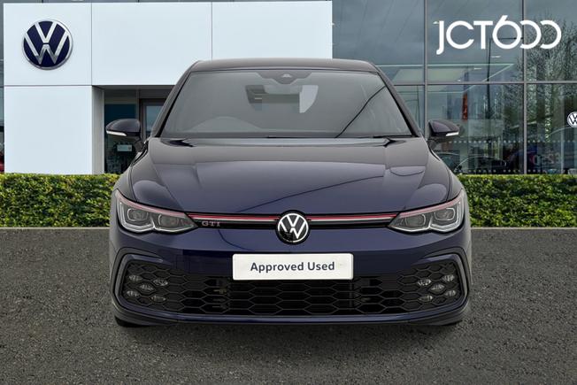 VOLKSWAGEN Golf Photo 8