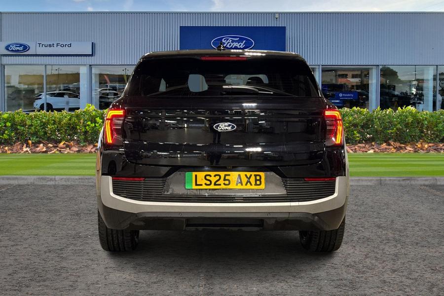 Ford Explorer Photo autoimg-de2612e4fe5c2ce6b706857df99b97f1c6e8ddba.jpg