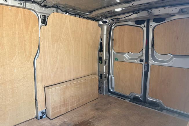 VOLKSWAGEN Transporter Photo 9