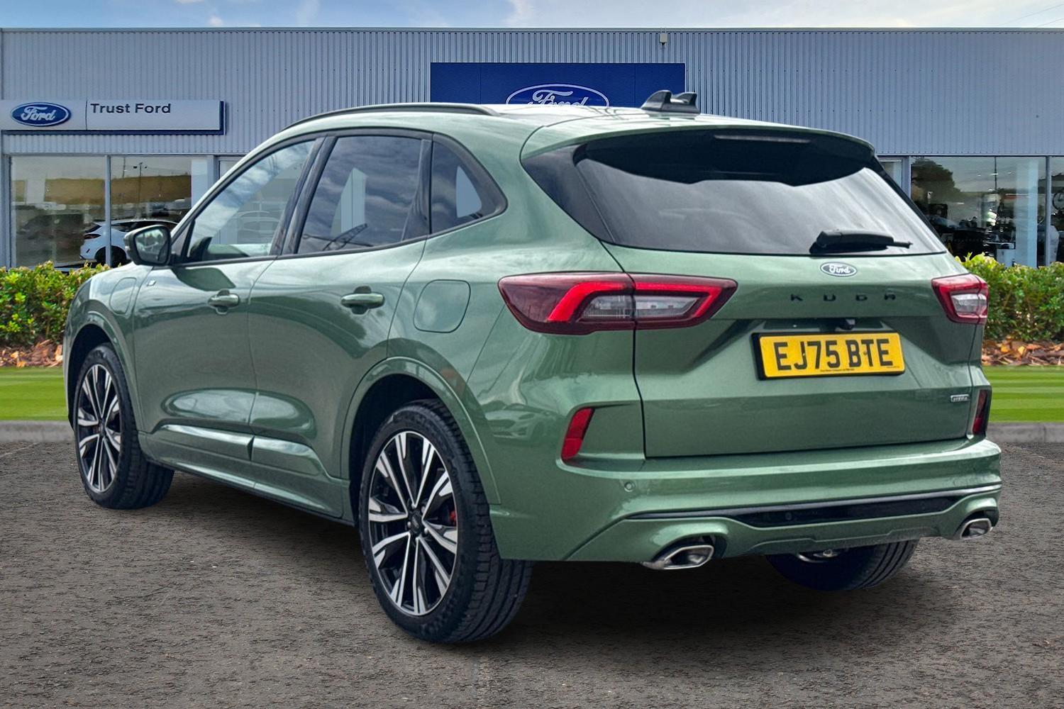 Ford KUGA Photo 1