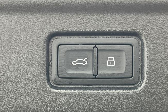 AUDI A6 E-Tron Sportback Photo 39