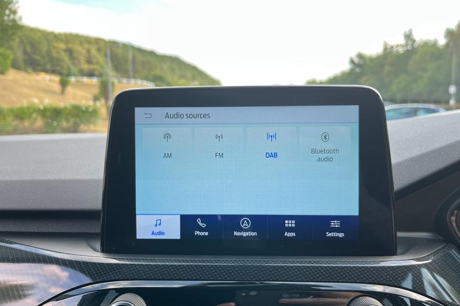Ford Kuga Photo autoimg-de28e4a4a207604676953f54ef7022293ab9ef38.jpg
