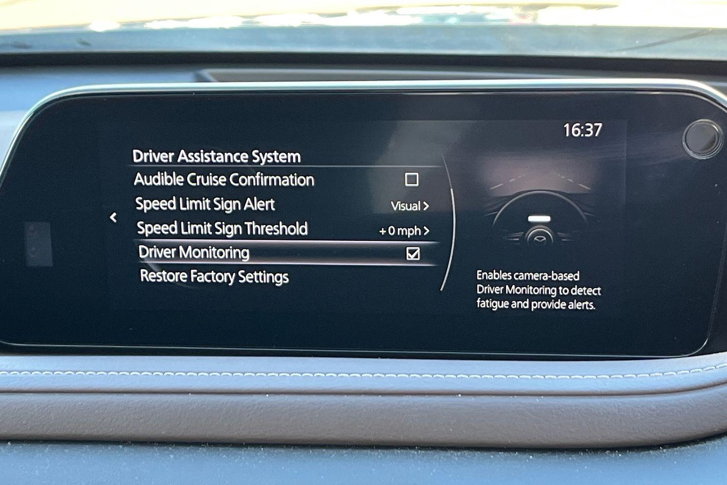 Mazda CX-30 Photo 28