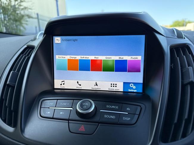 FORD Kuga Photo 39