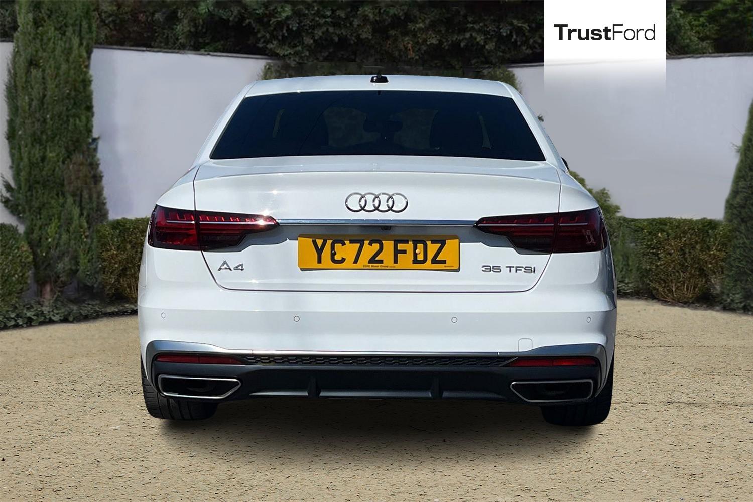 Audi A4 Photo 6