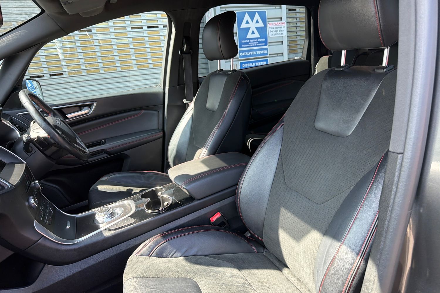 Ford S-MAX Photo 18