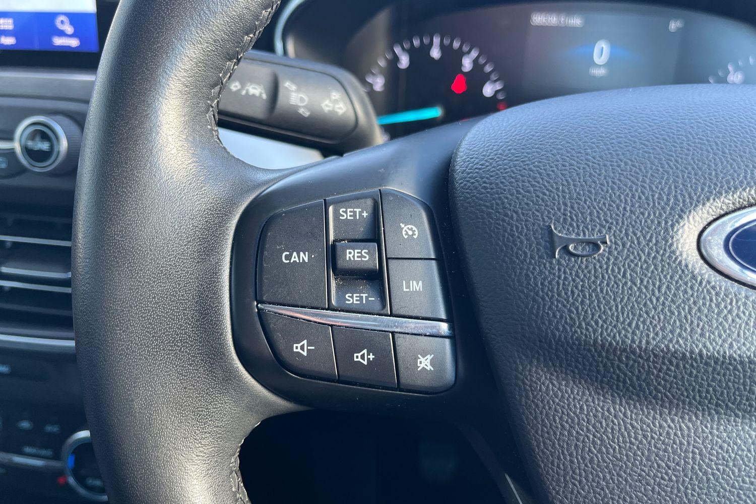 Ford FOCUS Photo 38
