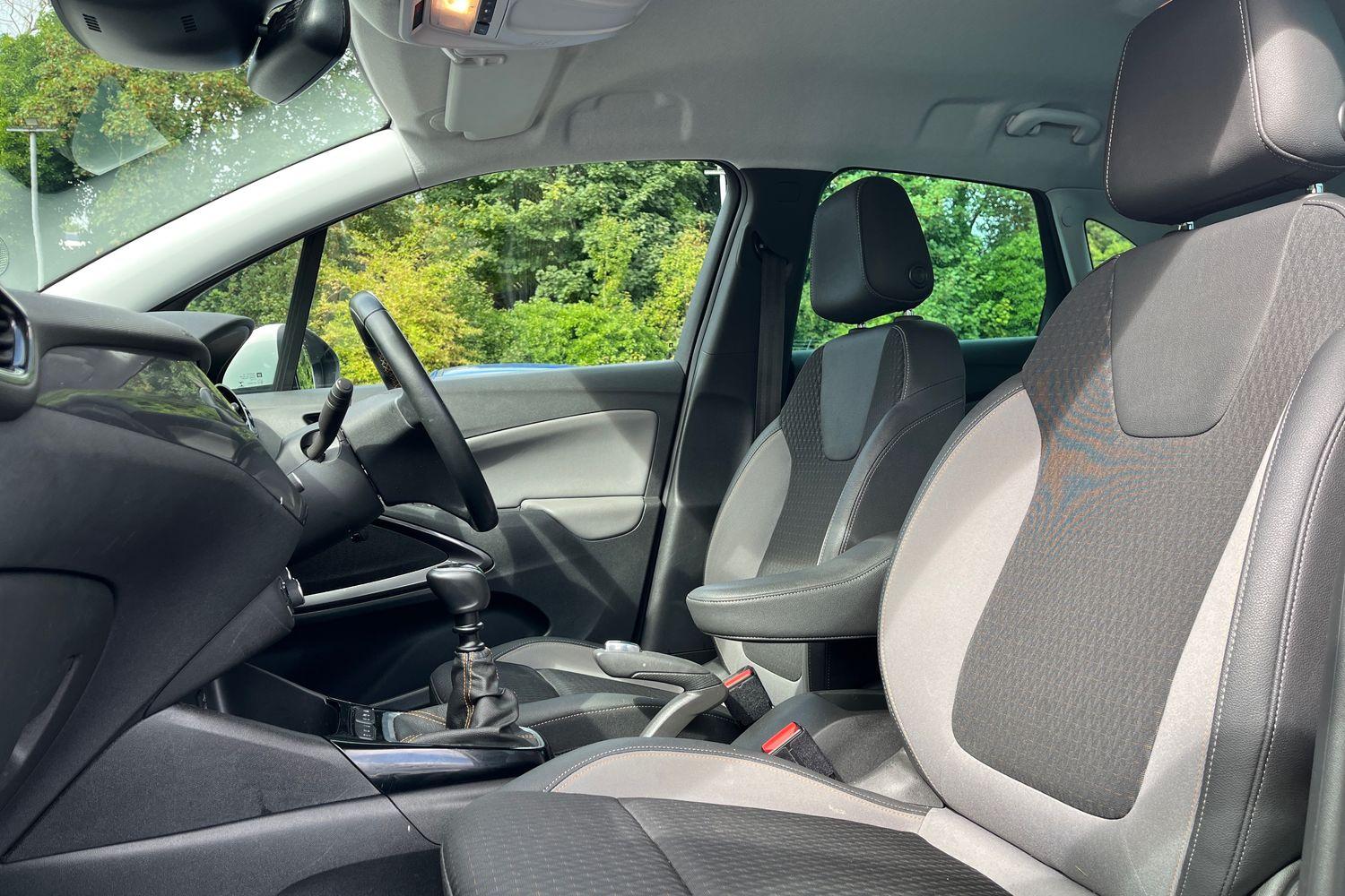 Vauxhall Crossland X Photo 18